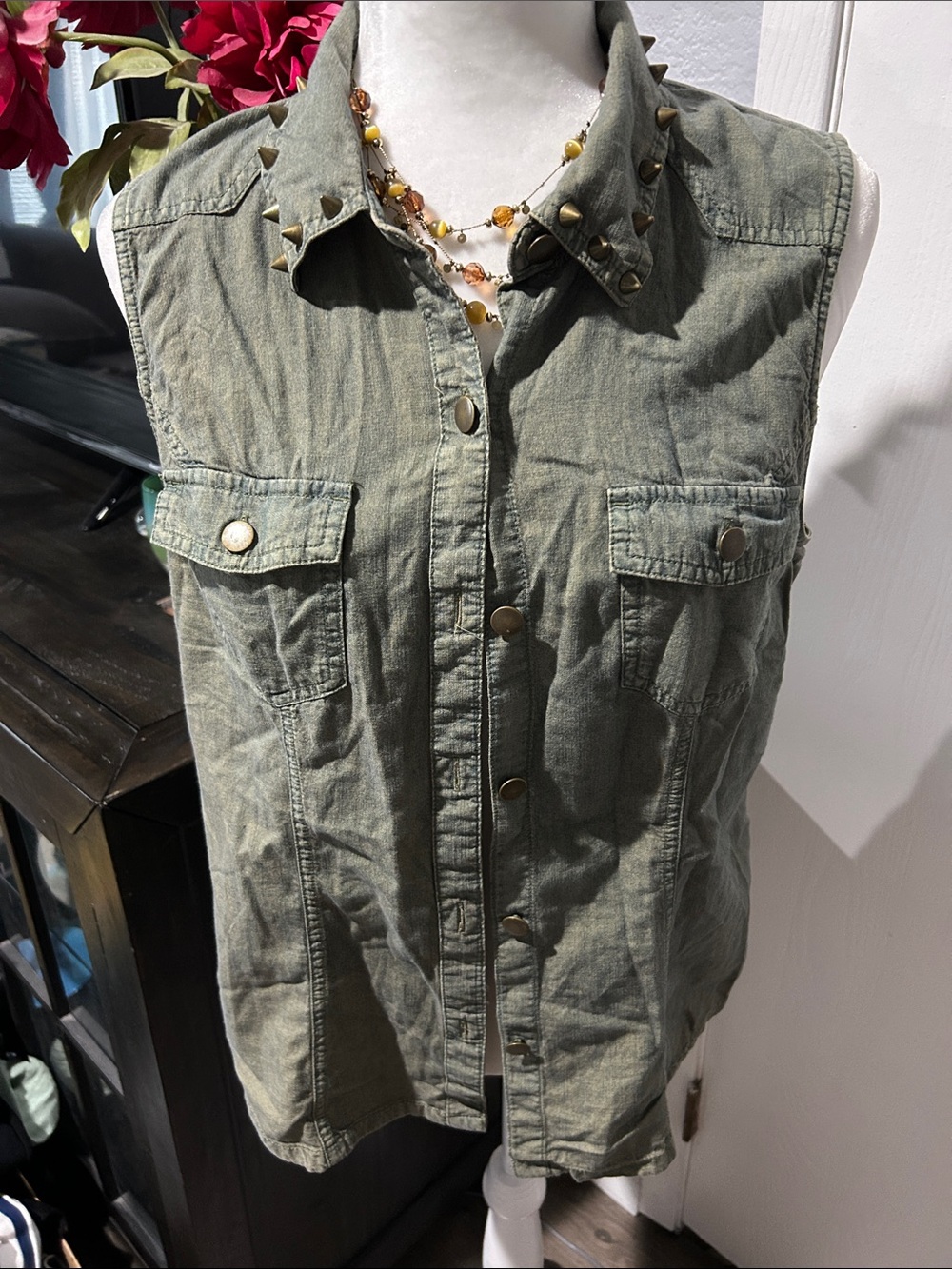 Decree Olive Green Stud-Trim Sleeveless Button Front Utility Top